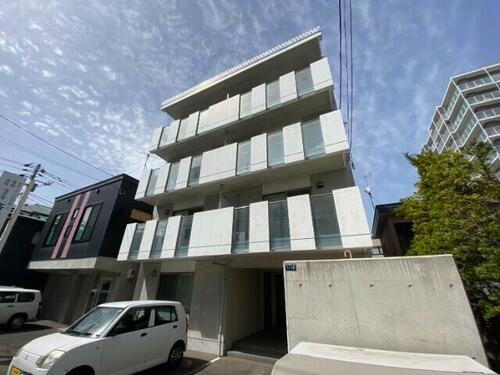 北海道札幌市中央区南十七条西１０丁目 4階建 築11年2ヶ月