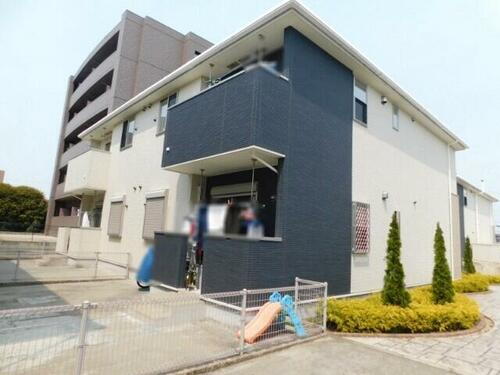 三重県鈴鹿市末広北２丁目 2階建 築13年4ヶ月