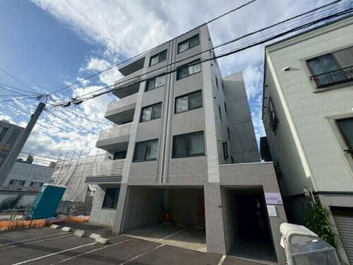 北海道札幌市中央区南十八条西１４丁目 賃貸マンション