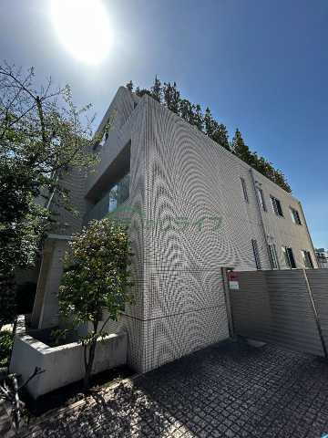 神宮前五丁目ブランシェ 5階建
