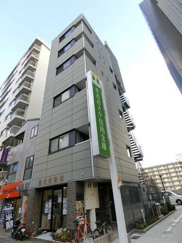 大阪府茨木市西駅前町 築22年4ヶ月 6階建