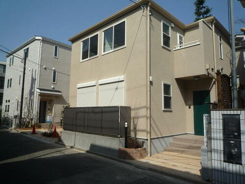 東京都杉並区下高井戸３丁目 テラスハウス