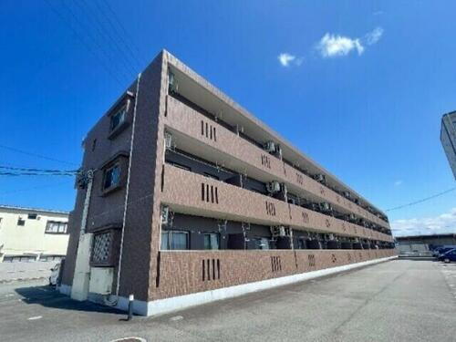 三重県松阪市市場庄町 賃貸マンション