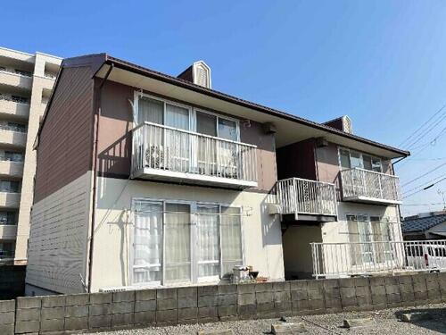福岡県福津市福間駅東１丁目 2階建