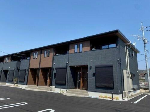 岡山県浅口市金光町須恵  2階建