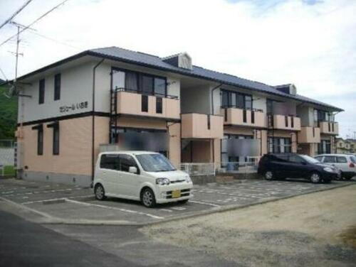 愛媛県松山市別府町 賃貸アパート
