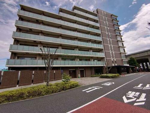 東京都世田谷区宮坂３丁目 11階建