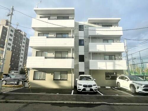 北海道札幌市豊平区旭町３丁目 賃貸マンション