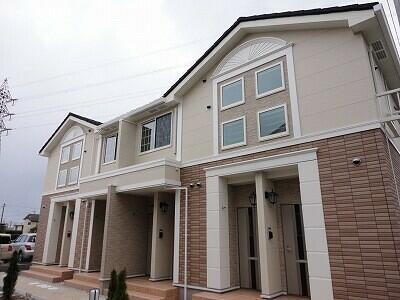 岡山県岡山市中区平井１丁目 2階建 築14年10ヶ月