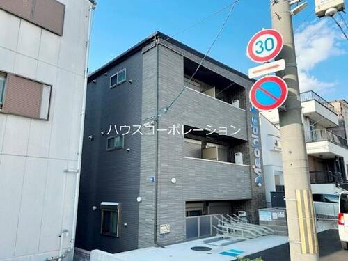 兵庫県尼崎市杭瀬寺島１丁目 3階建 