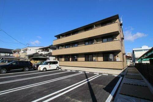 岡山県岡山市南区千鳥町 賃貸アパート