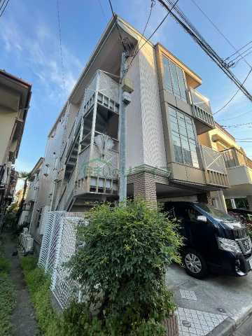 ハイムナウヒルズ 3階建