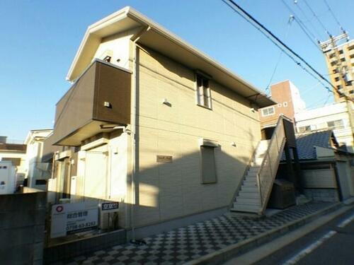 兵庫県尼崎市梶ケ島 築13年11ヶ月 2階建