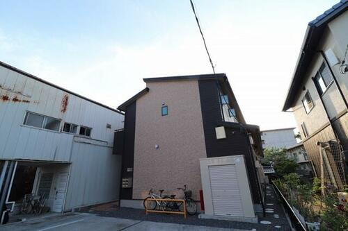 岡山県岡山市北区下内田町 2階建 築8年8ヶ月