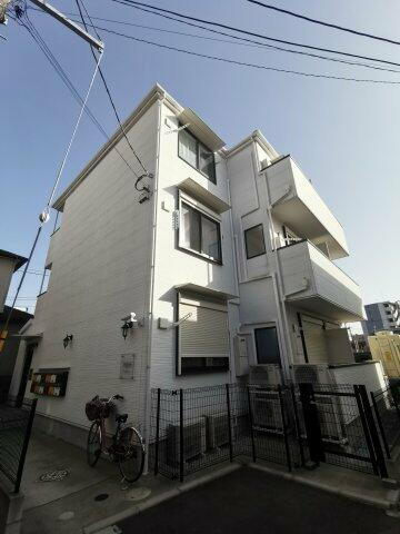 千葉県柏市柏１丁目 築7年1ヶ月 3階建