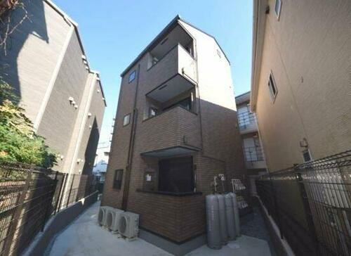 千葉県柏市あけぼの２丁目 築6年12ヶ月 3階建