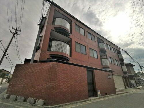 大阪府羽曳野市島泉５丁目 築26年10ヶ月 3階建