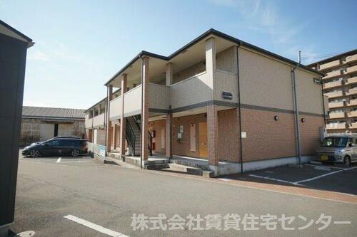 レジデンス四ヶ郷 2階建