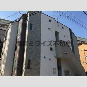 東京都足立区綾瀬１丁目 築6年11ヶ月 2階建