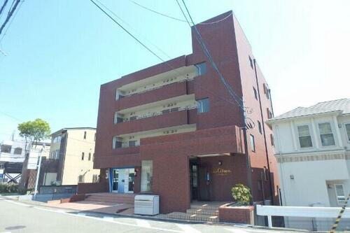大阪府箕面市如意谷１丁目 4階建
