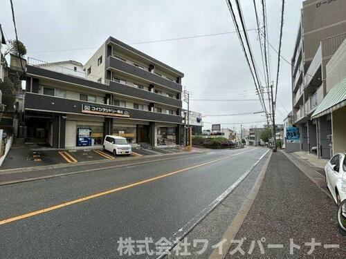 福岡県福岡市南区長丘４丁目 4階建