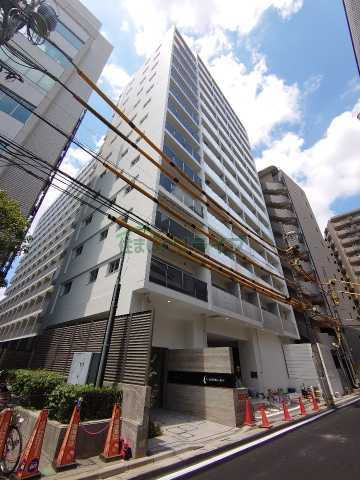 コンフォリア東新宿 14階建