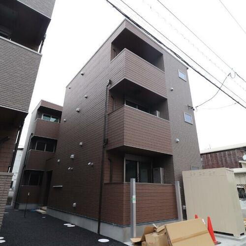 岡山県岡山市北区高柳東町 築1年4ヶ月 3階建