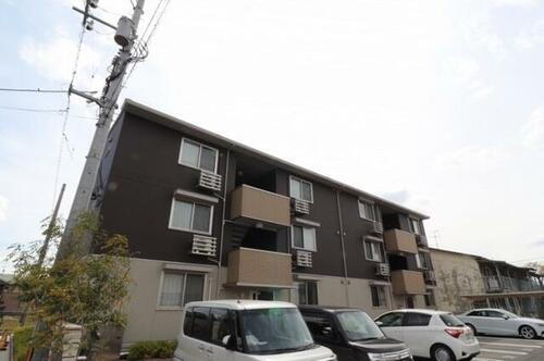 岡山県岡山市北区富田 3階建 築9年11ヶ月