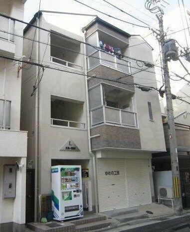 エル湊川 3階建