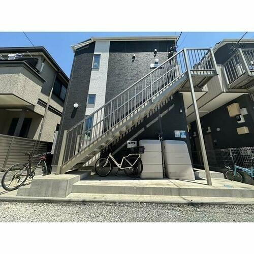 神奈川県横浜市金沢区寺前２丁目 賃貸アパート