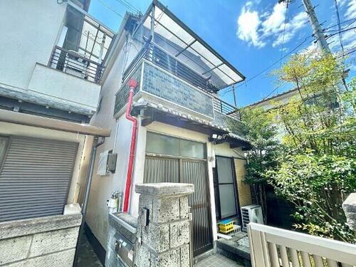 大阪府堺市西区浜寺諏訪森町西１丁 築47年8ヶ月 2階建