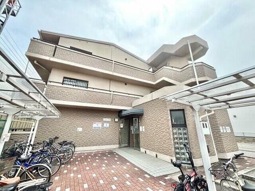 大阪府堺市西区浜寺諏訪森町西３丁 築28年10ヶ月 3階建