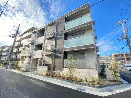 兵庫県尼崎市南塚口町３丁目 築4年4ヶ月 3階建