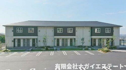 加東市下滝野（フェリーシード桜丘Ａ） 2階建