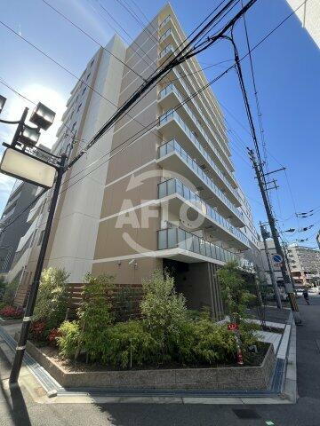 ウェルフォート十三本町