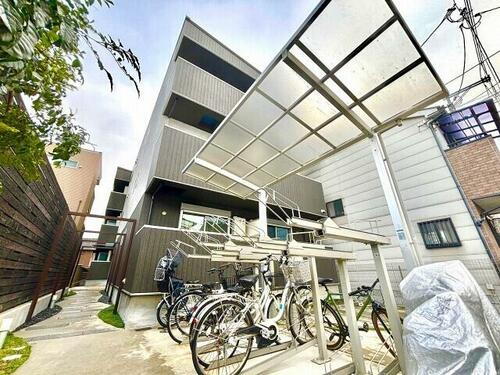 大阪府堺市堺区北旅籠町東１丁 築8年11ヶ月 3階建