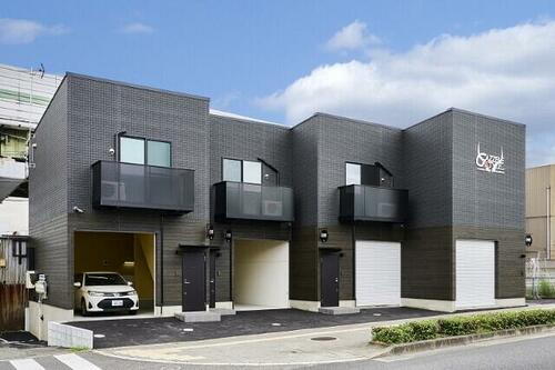 大阪府大阪市住之江区西住之江３丁目 築1年7ヶ月 2階建