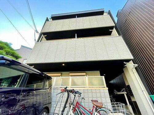 大阪府堺市西区浜寺石津町中５丁 築10年6ヶ月 3階建