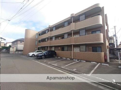 宮城県仙台市若林区南小泉２丁目 3階建