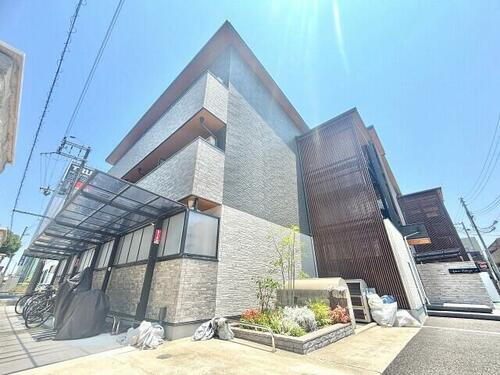 大阪府堺市西区浜寺石津町東１丁 築4年12ヶ月 3階建