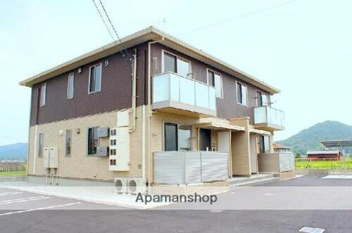 シャーメゾンさぬき 2階建