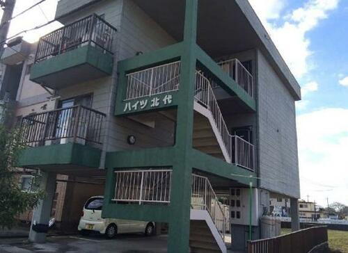 ハイツ北代 3階建