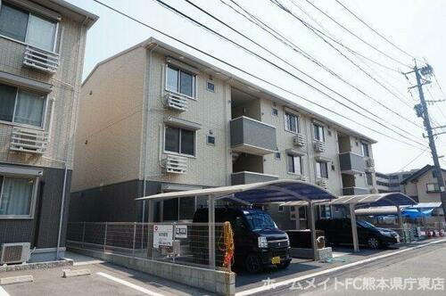 熊本県熊本市東区長嶺南３丁目 築7年6ヶ月 3階建