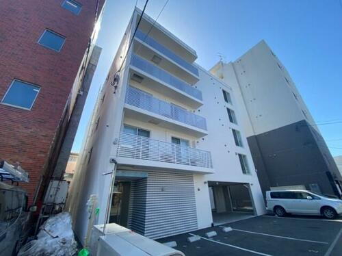 北海道札幌市中央区北七条西１９丁目 賃貸マンション