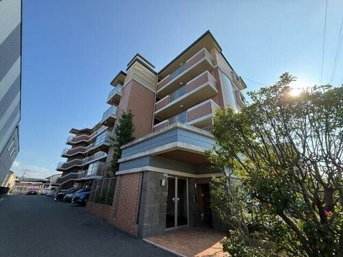 福岡県糟屋郡志免町南里２丁目 築22年5ヶ月 5階建