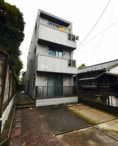 東京都文京区千石３丁目 3階建 築22年10ヶ月