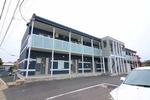 福岡県遠賀郡遠賀町松の本３丁目 2階建 築14年7ヶ月