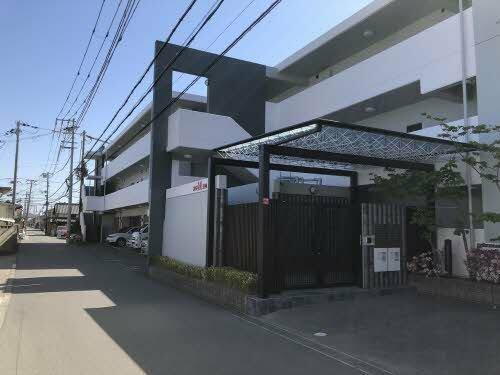 兵庫県姫路市東山 築28年7ヶ月 3階建