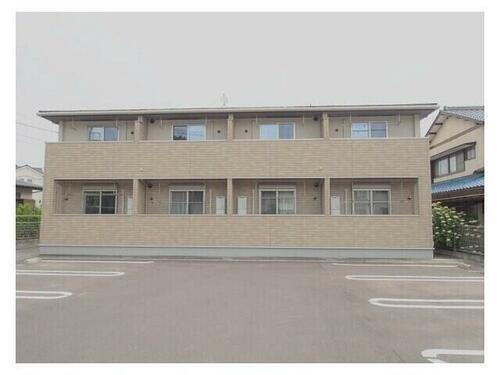 佐賀県武雄市武雄町大字富岡 賃貸アパート