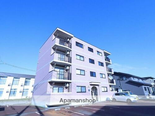 メゾンＭ 4階建